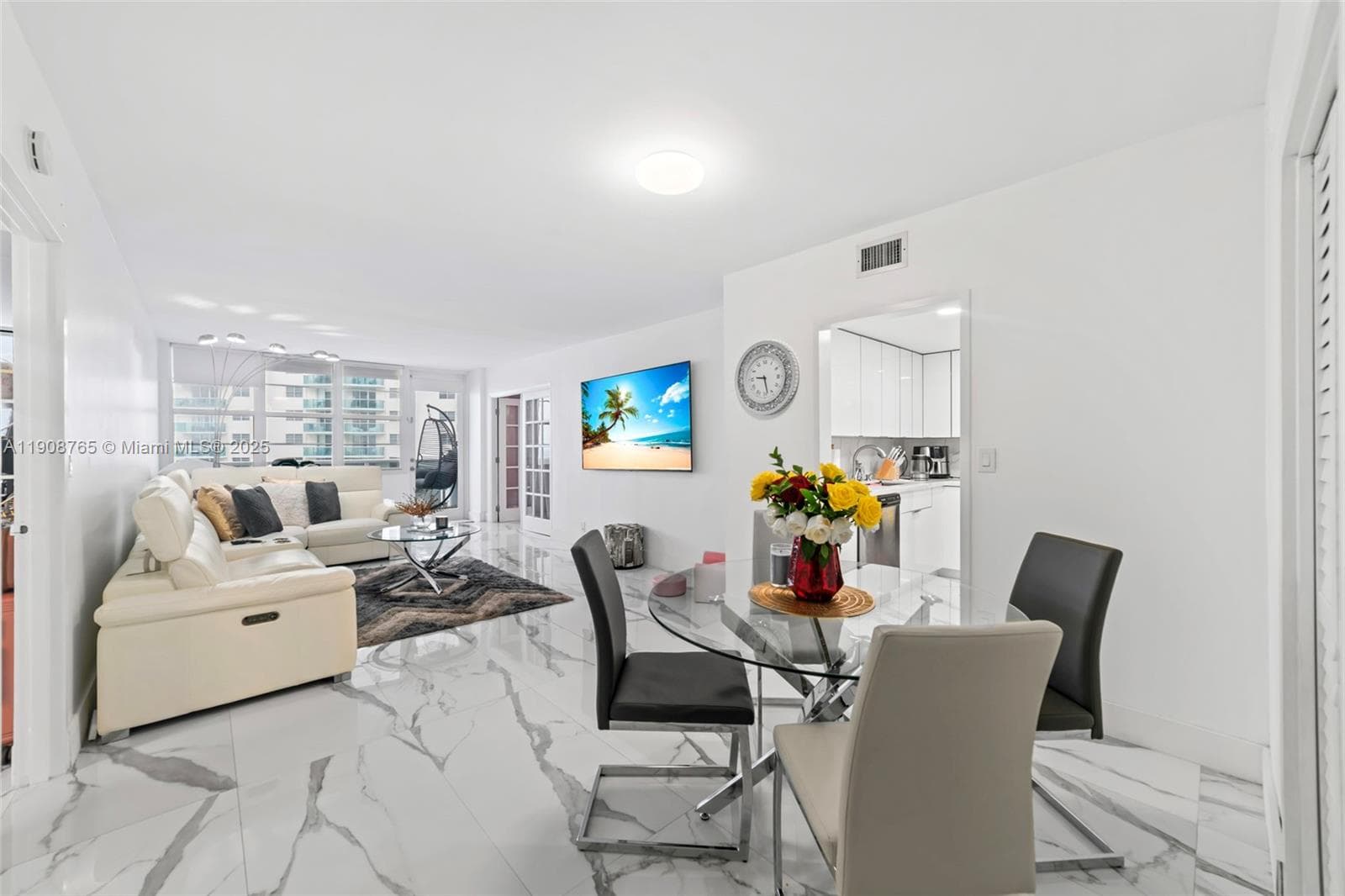 3725 Ocean Dr 1