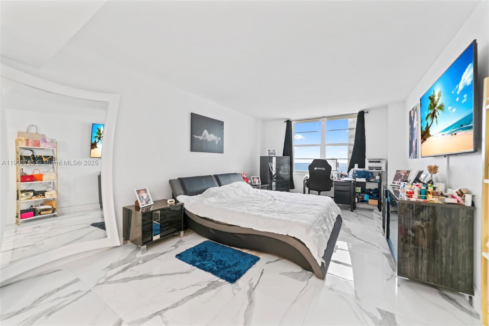3725 Ocean Dr 716 photo 8