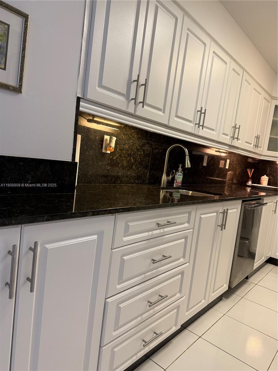 9511 Collins Ave 1208 photo 13