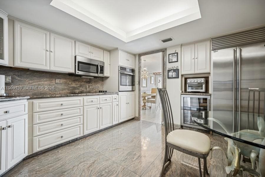 2100 Ocean Ln 808 photo 10