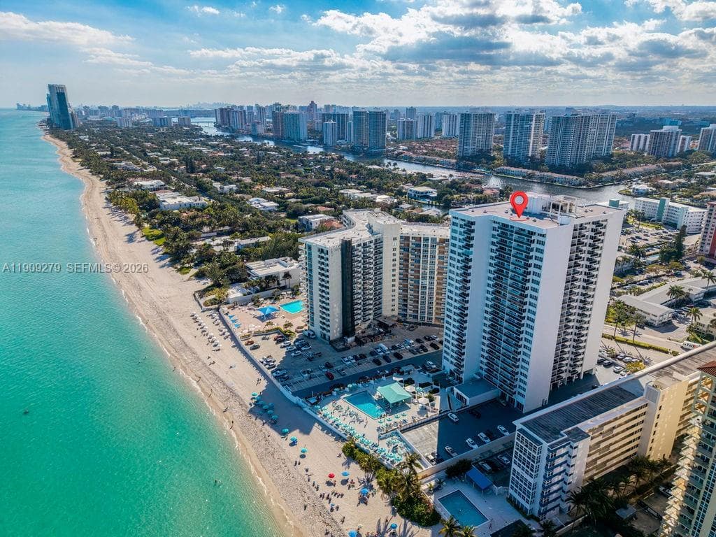 3140 Ocean Dr 2