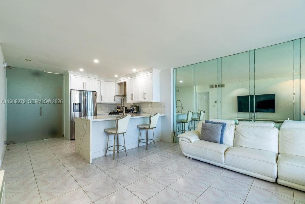 3140 Ocean Dr PH7 photo 9