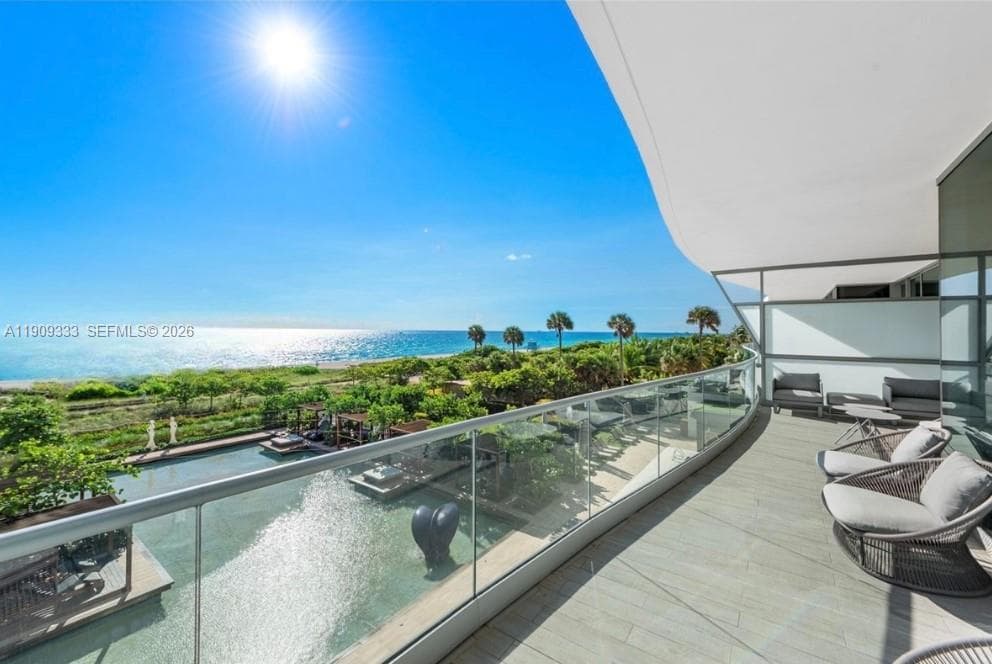 9349 Collins Ave 1