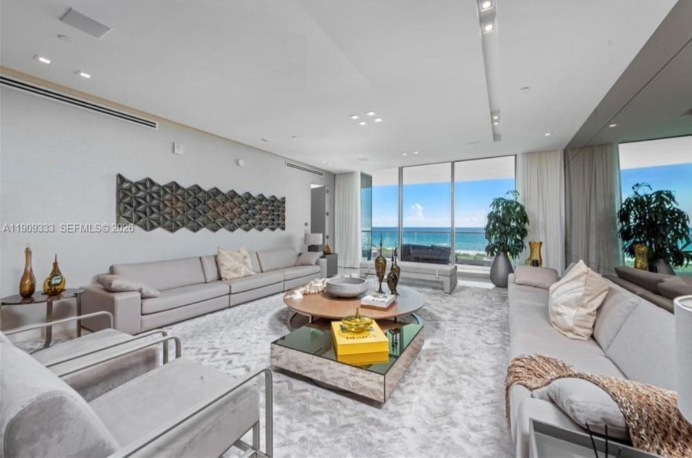9349 Collins Ave 5