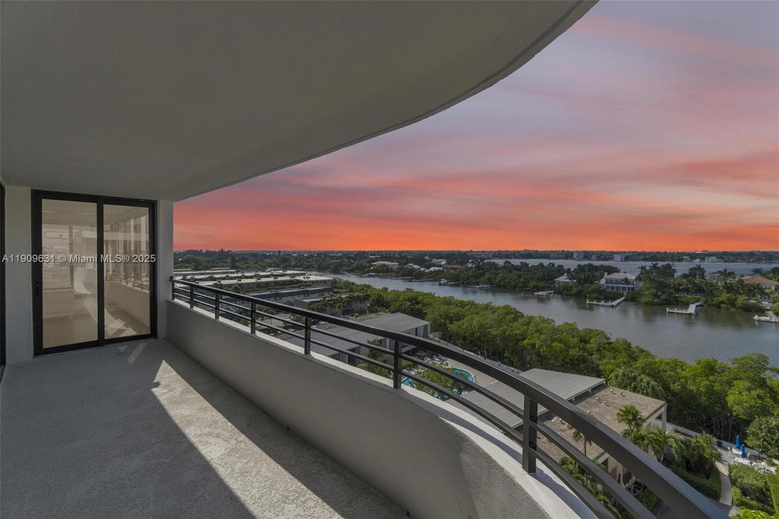 3589 Ocean Blvd 1