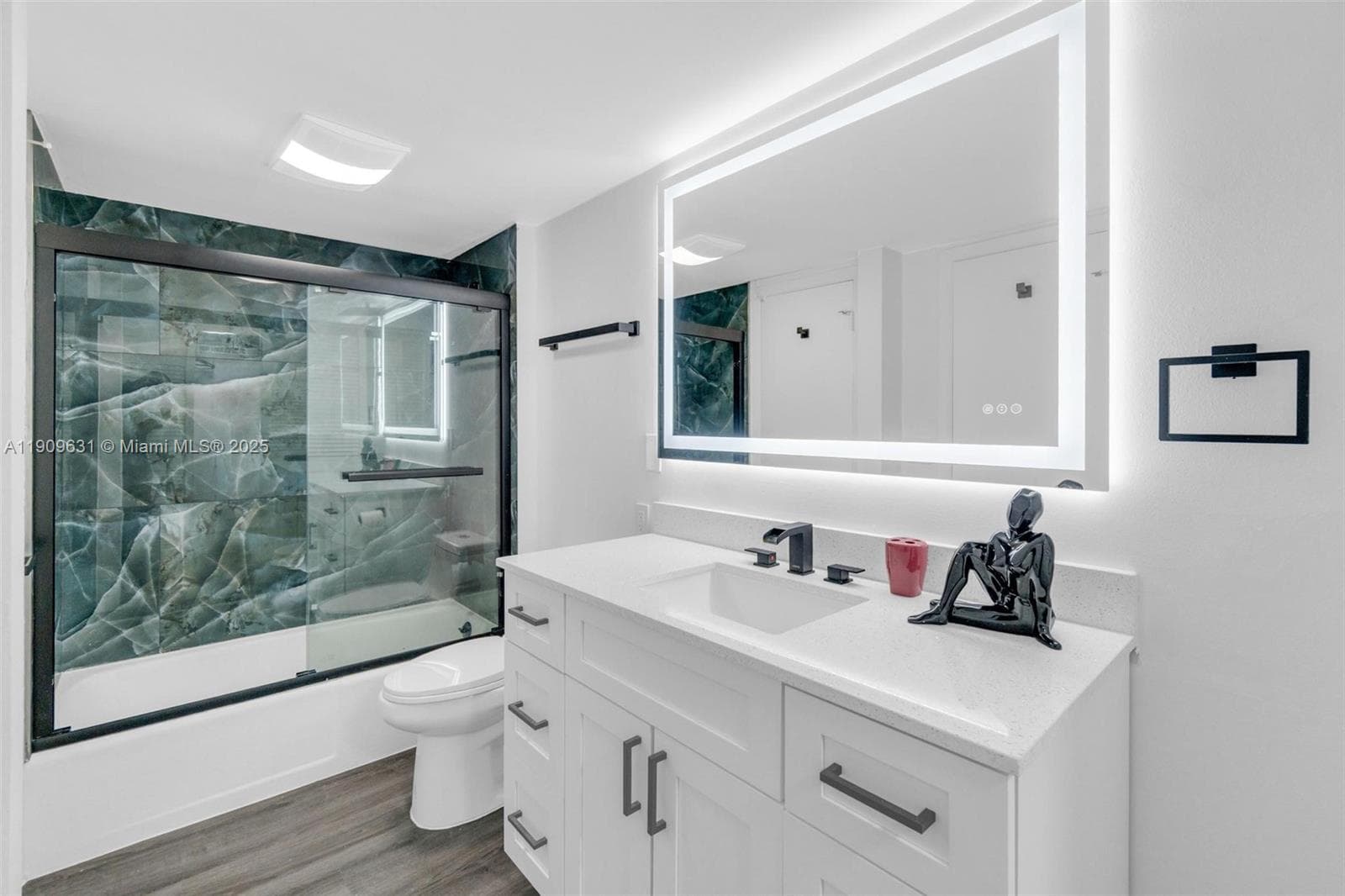 3589 Ocean Blvd 914 photo 24