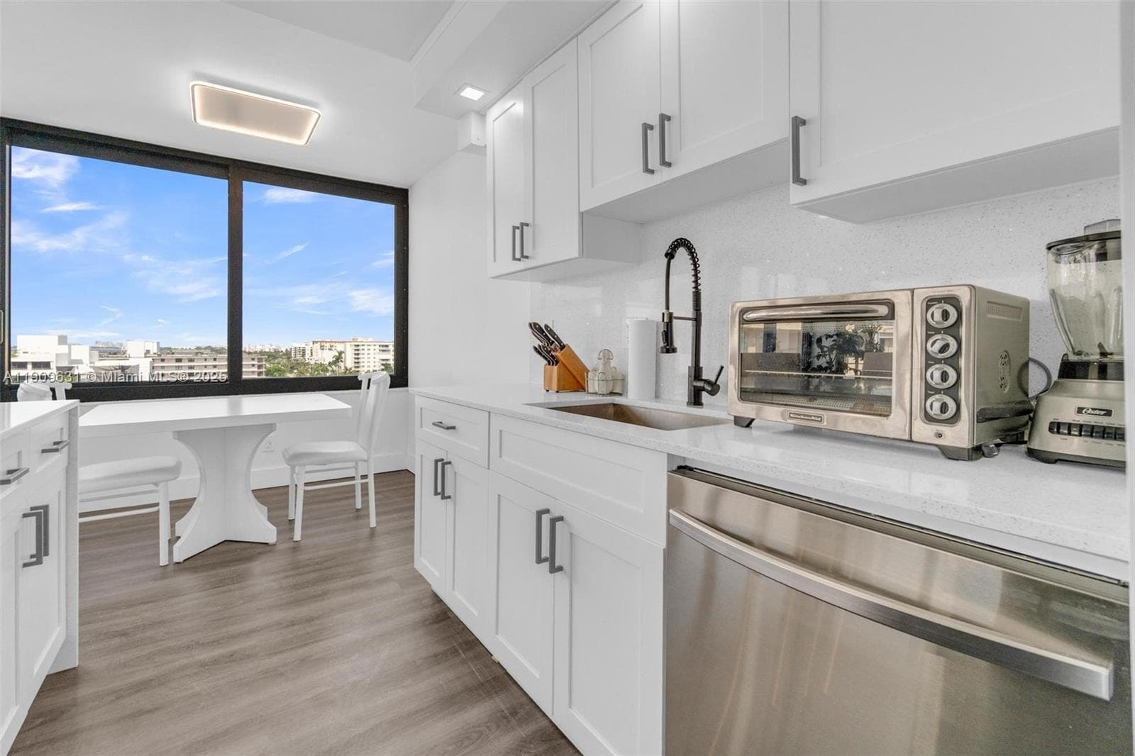 3589 Ocean Blvd 914 photo 8