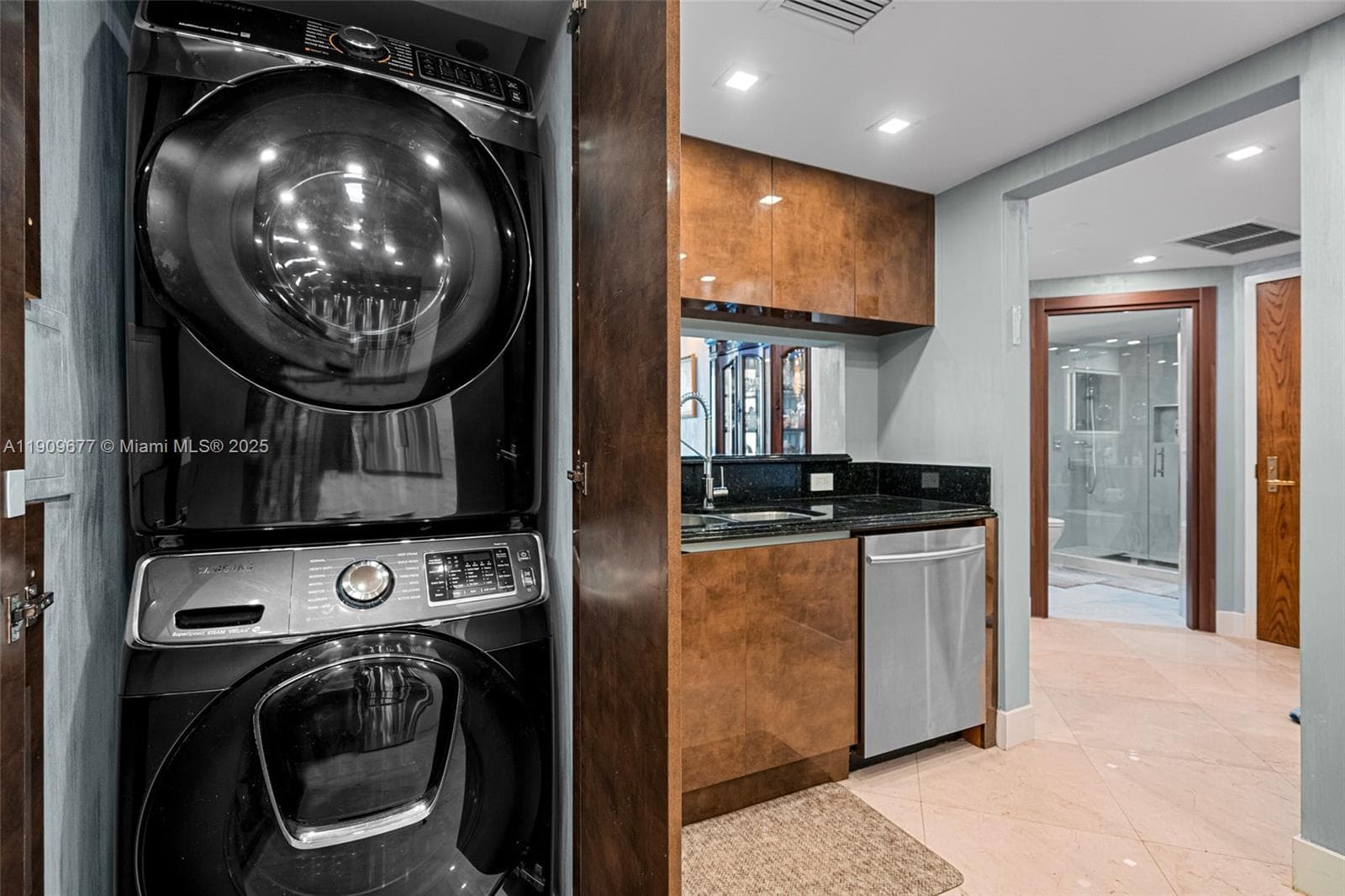 9559 Collins Ave S8-F photo 9