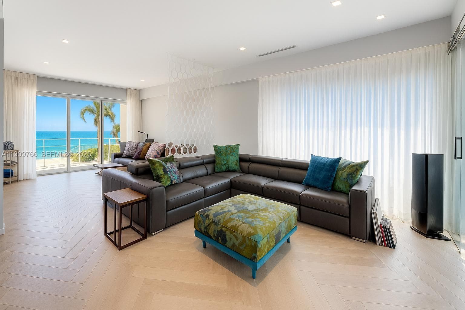 3180 Ocean Dr 3