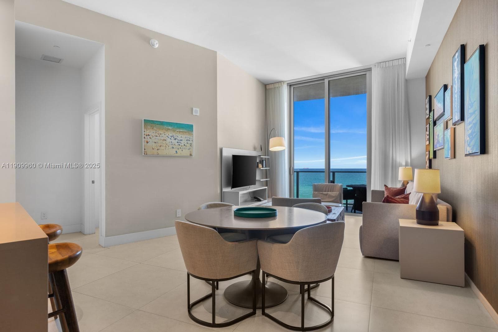 4111 Ocean Dr 3