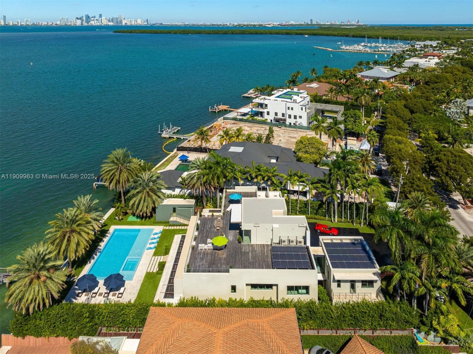 360 Harbor Dr photo 22