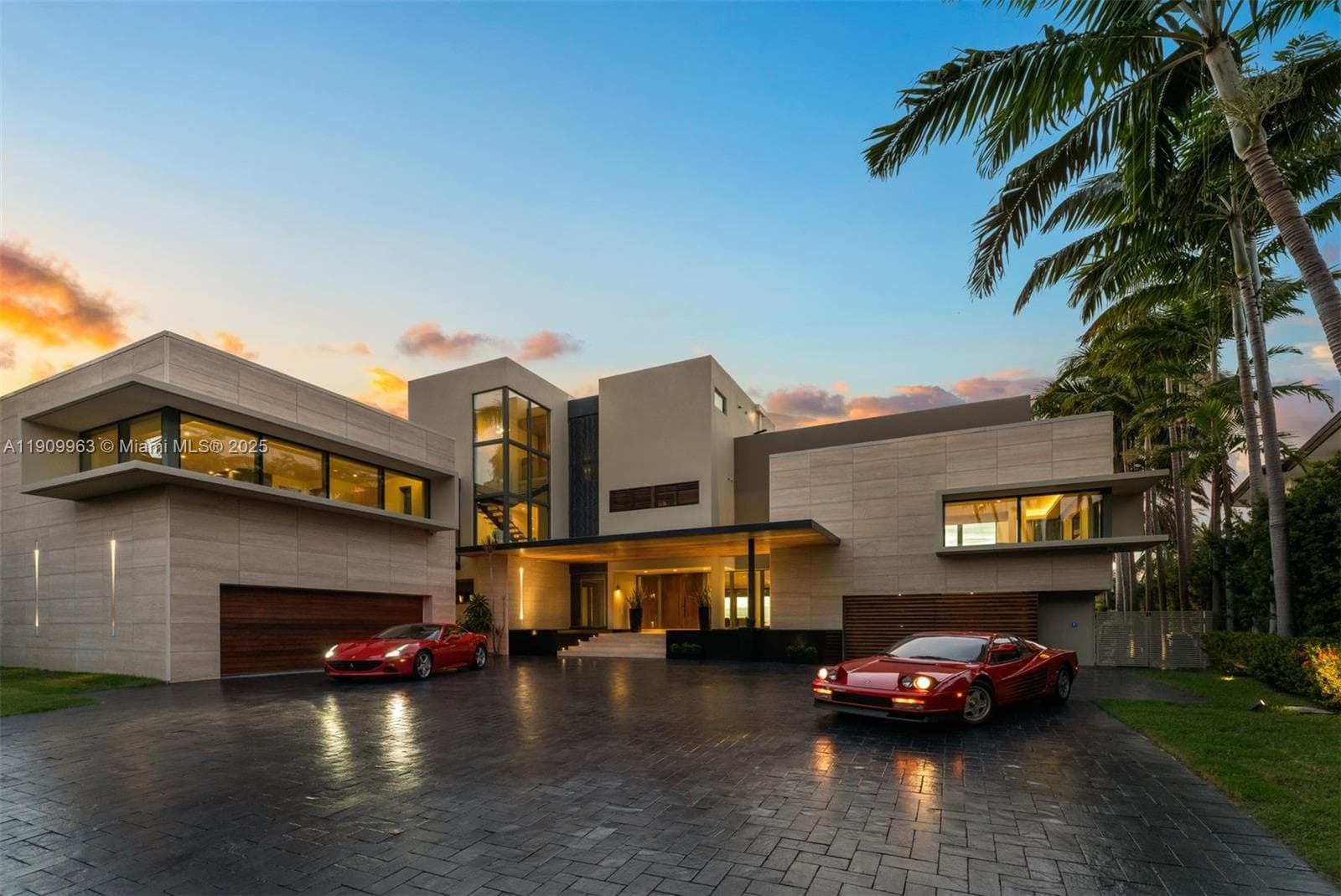 360 Harbor Dr photo 7
