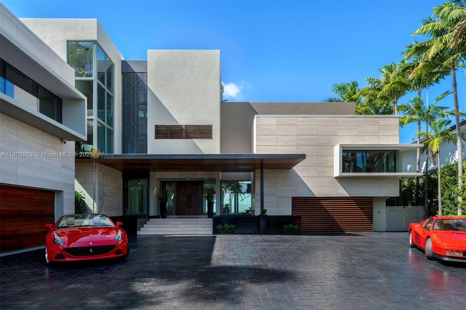360 Harbor Dr photo 9
