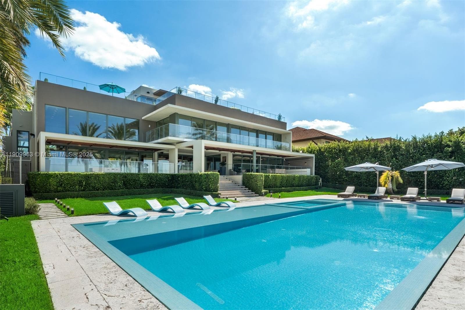360 Harbor Dr photo 15