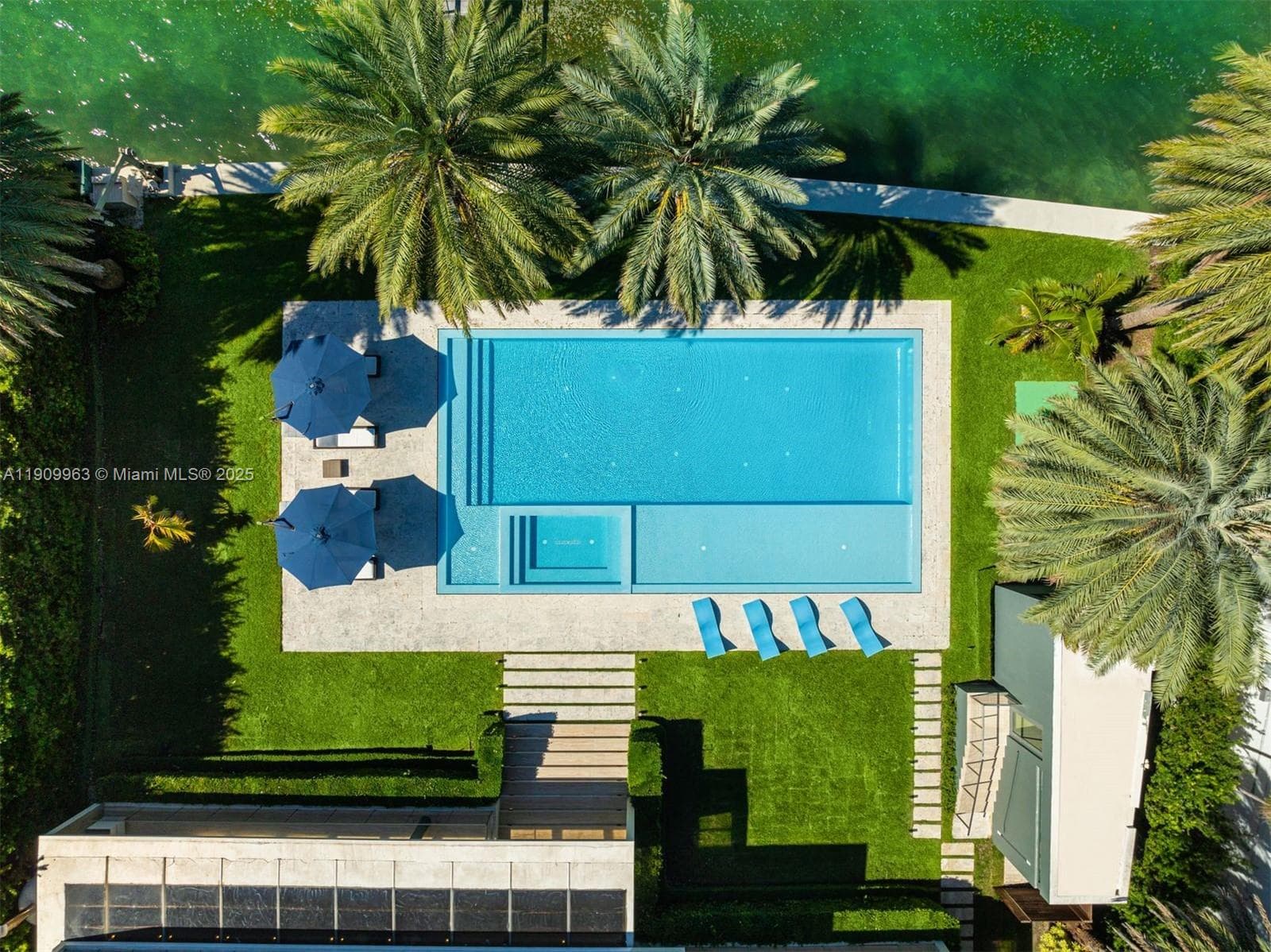 360 Harbor Dr photo 21