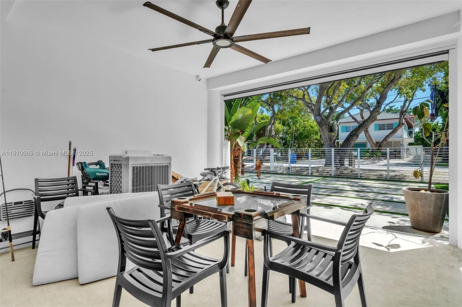 165 Ocean Dr photo 20