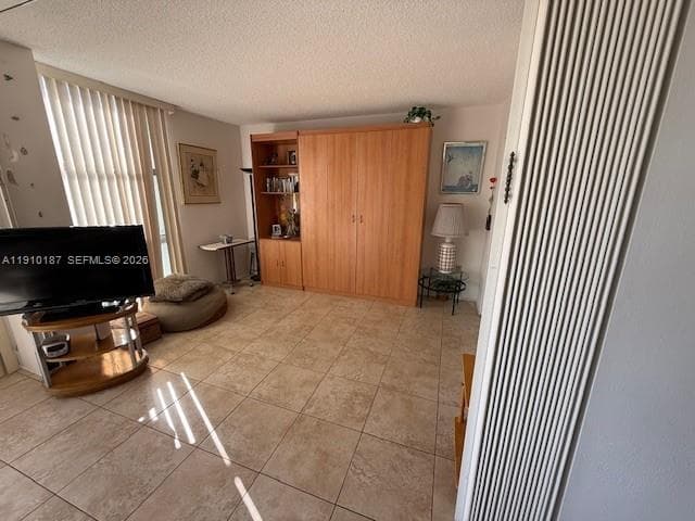 3625 N Country Club Dr 304 photo 3