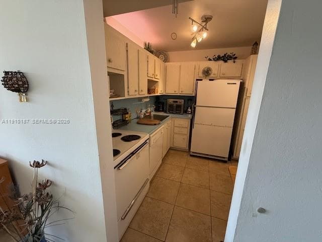 3625 N Country Club Dr 304 photo 9