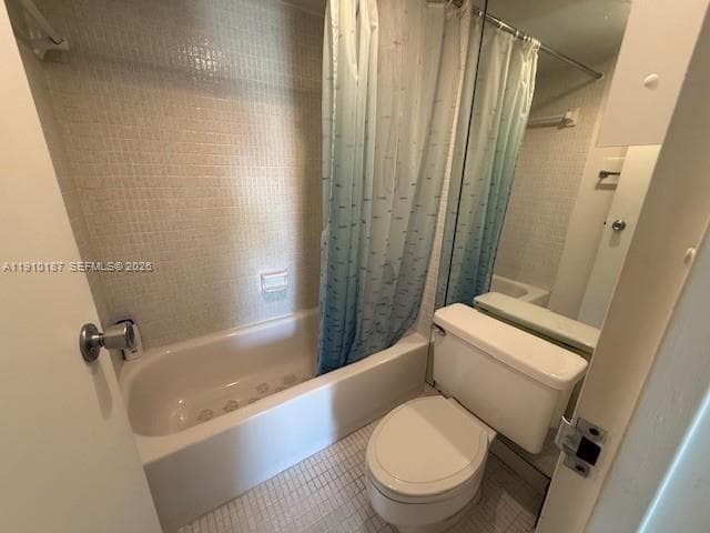 3625 N Country Club Dr 304 photo 18