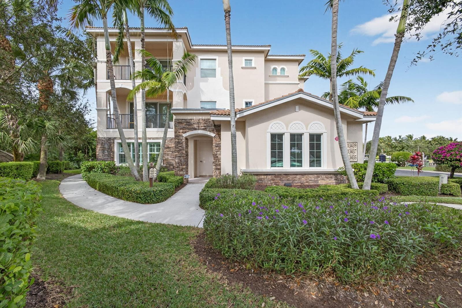 13435 Treasure Cove Circle 5