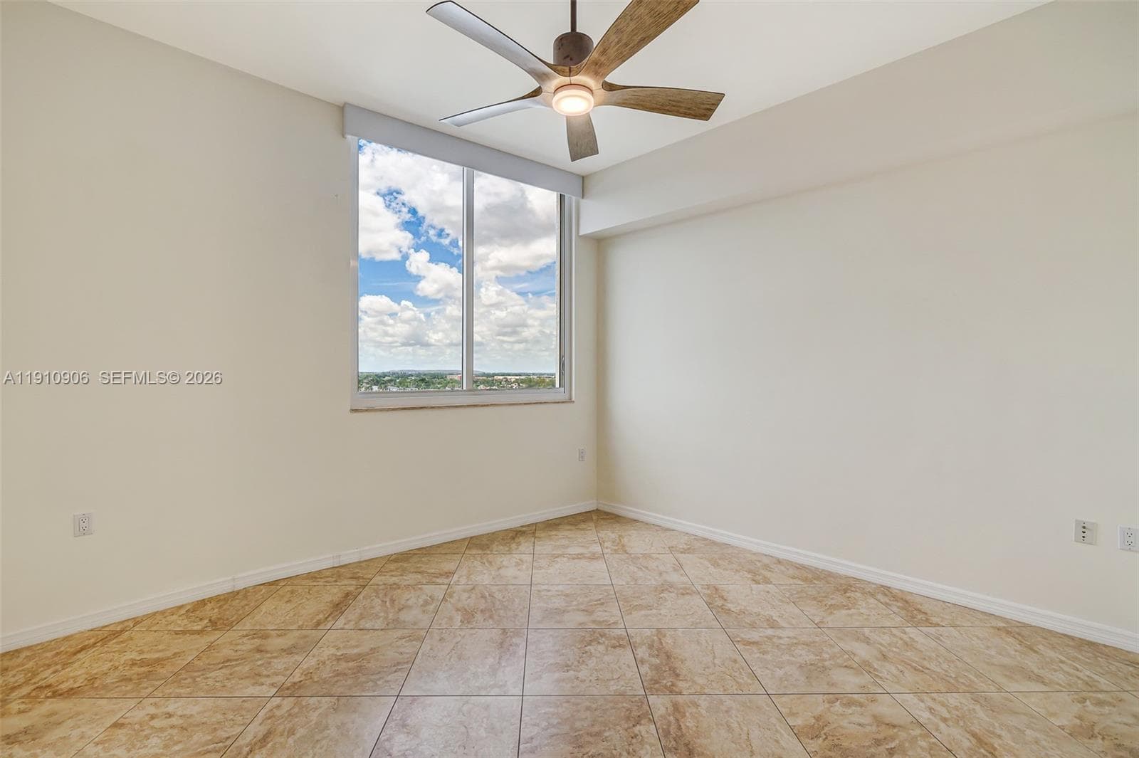 704 Ocean Blvd 1001 photo 23