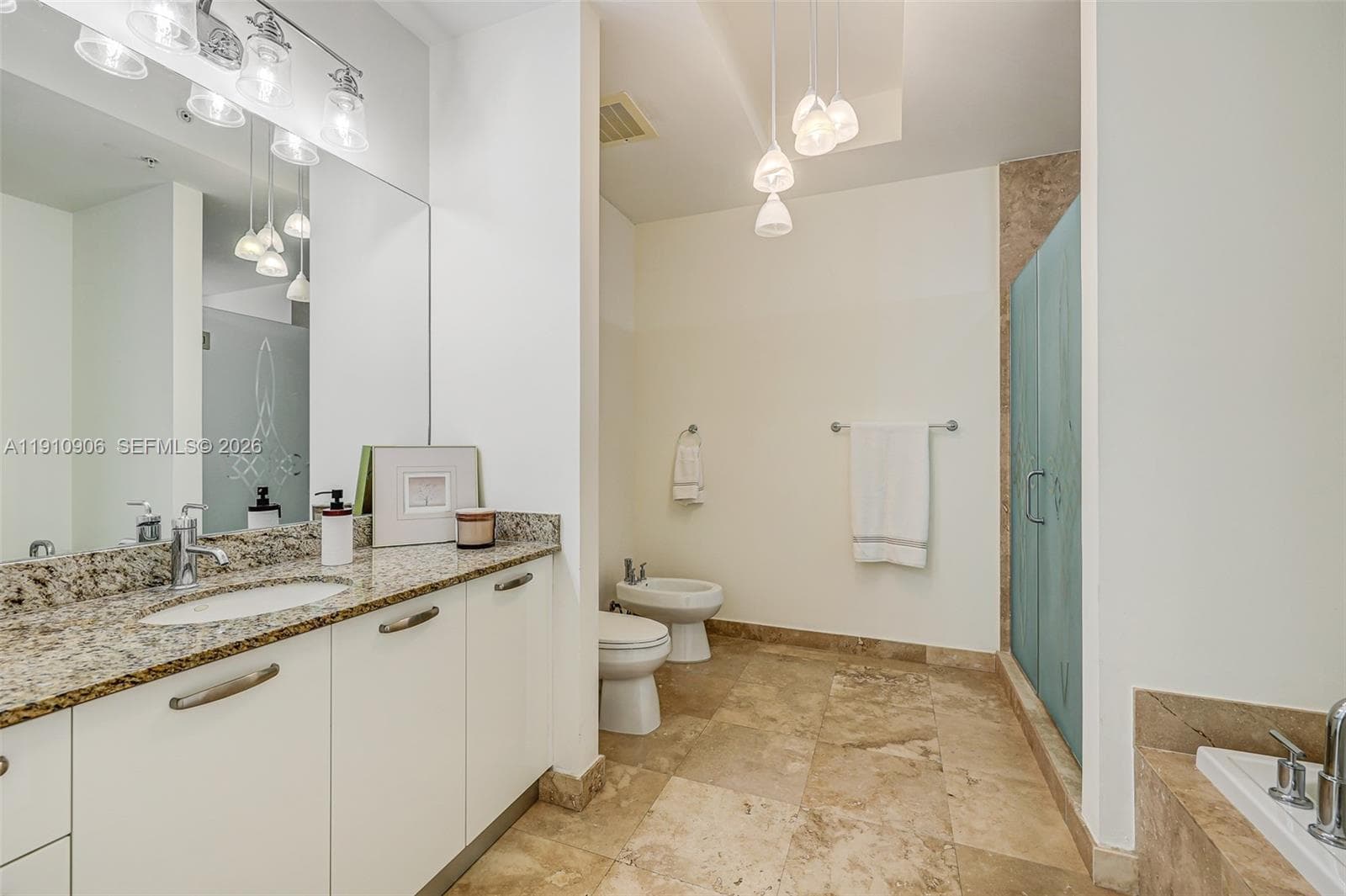 704 Ocean Blvd 1001 photo 17