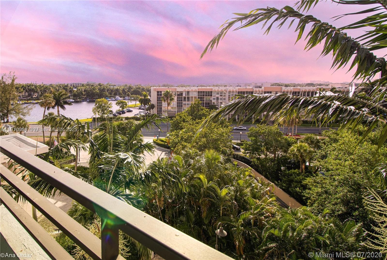 500 Three Islands Blvd 308 photo 1