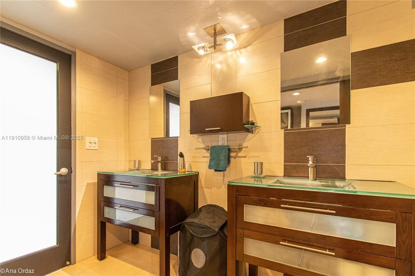 500 Three Islands Blvd 308 photo 18