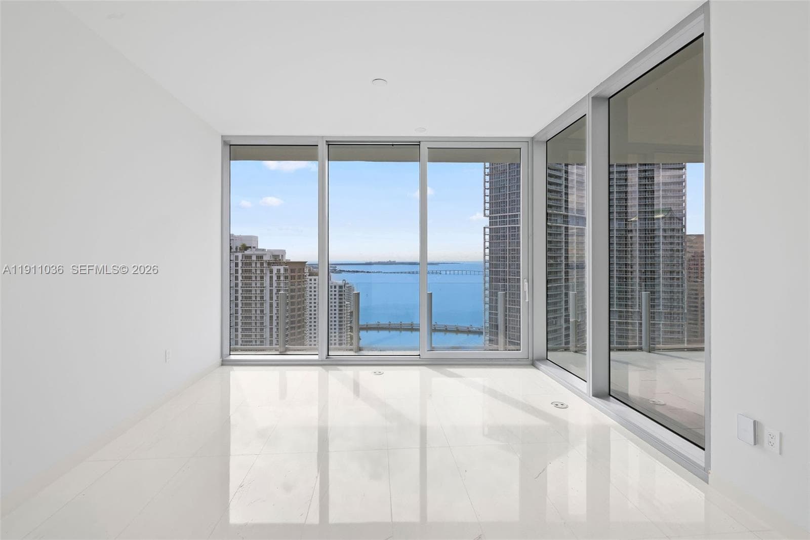 300 Biscayne Blvd Way 3404 photo 17