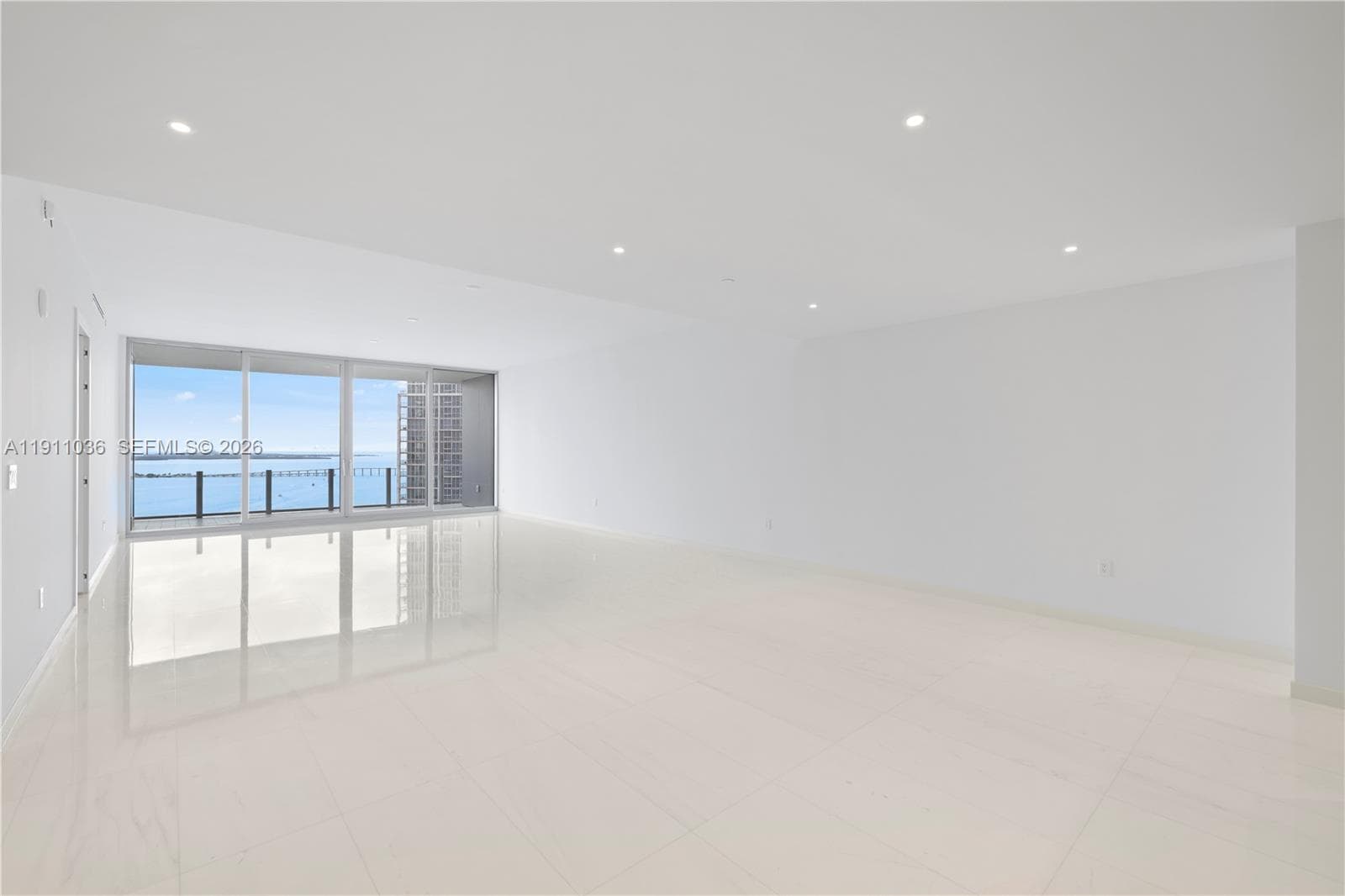 300 Biscayne Blvd Way 3404 photo 9