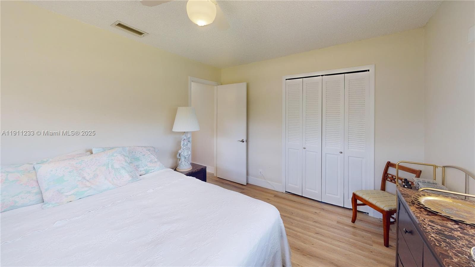 4867 Hawkwood Rd B photo 18