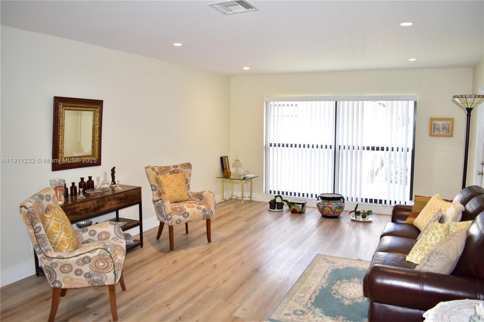 4867 Hawkwood Rd B photo 8