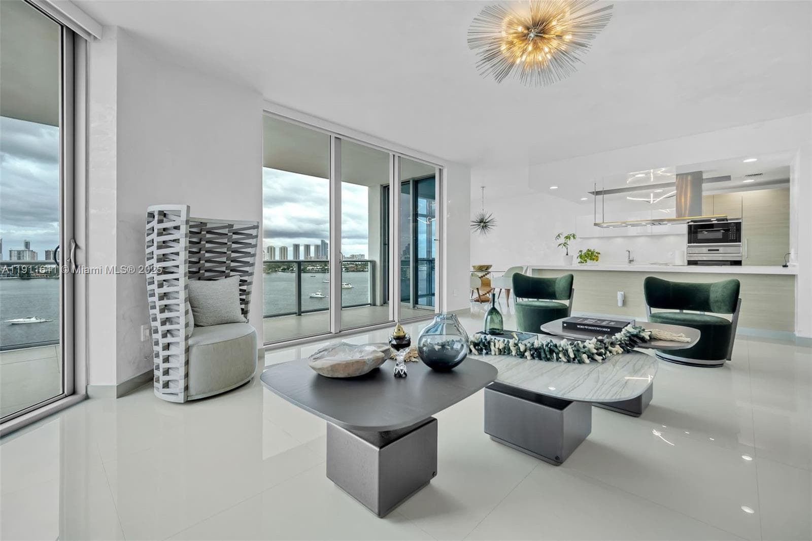 17301 Biscayne Blvd 910 photo 13