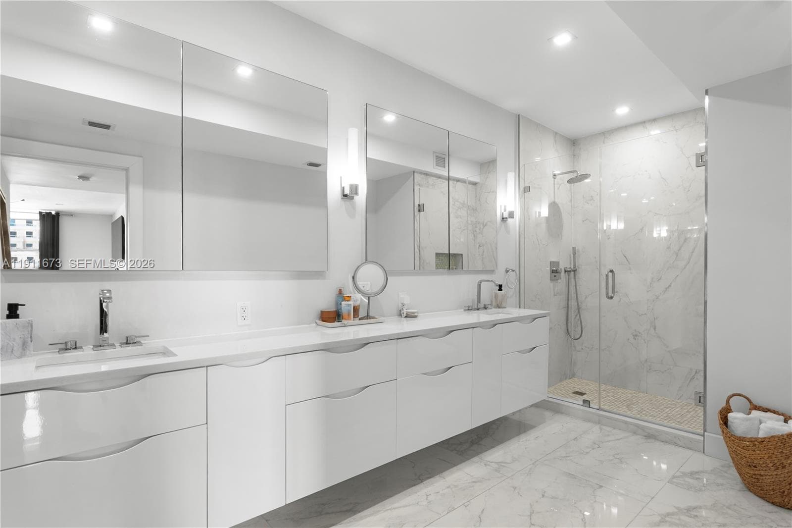 5001 Collins Ave PH-1 photo 24