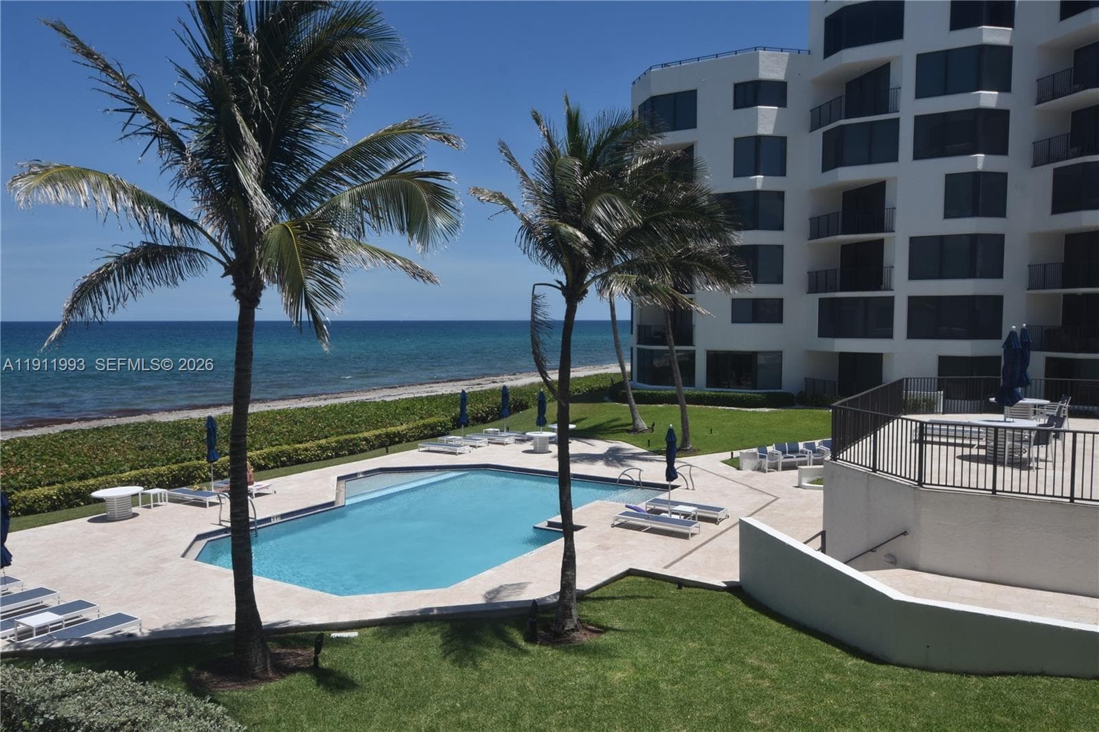 2565 Ocean Blvd 2