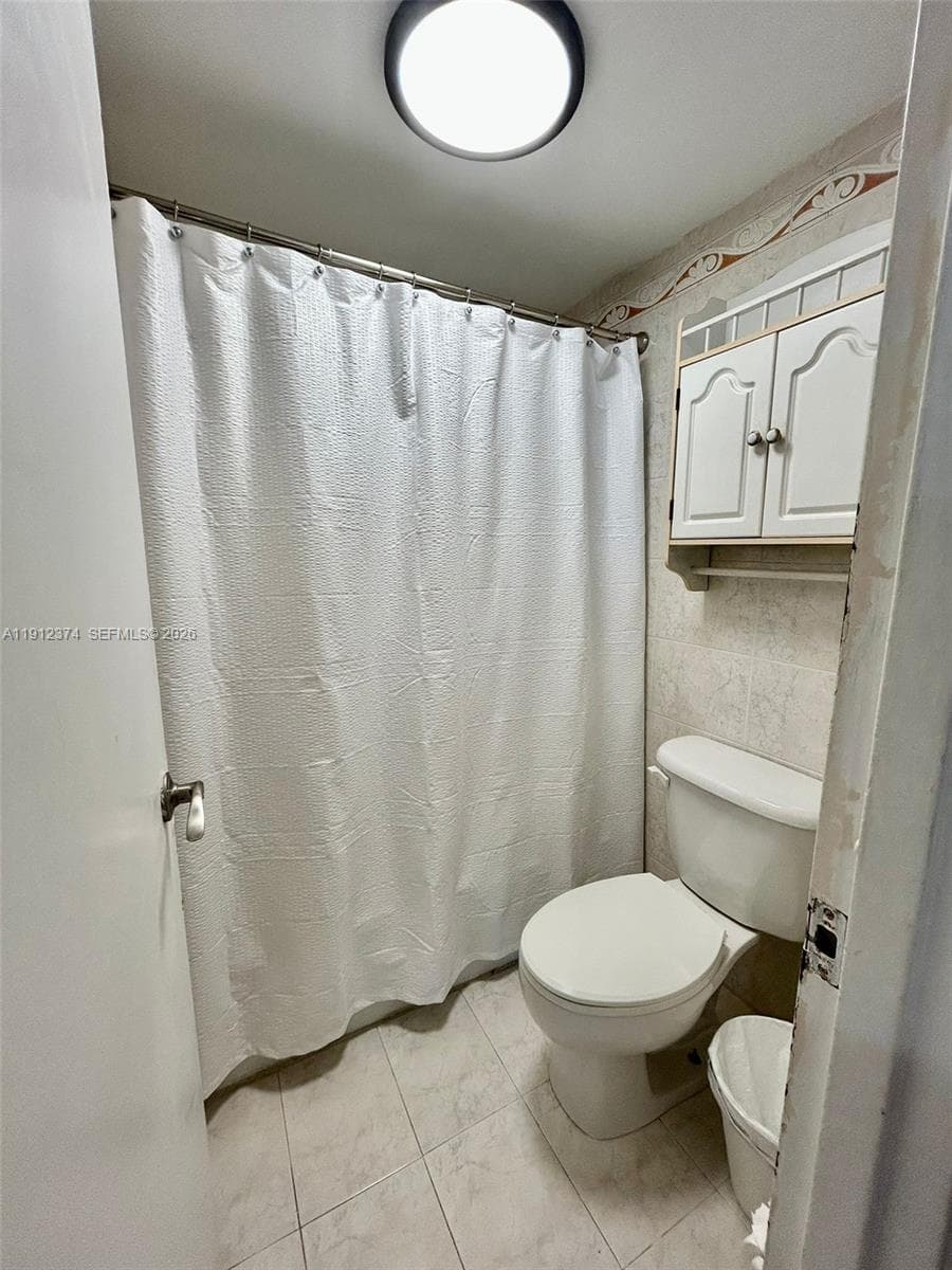 100 Lincoln Rd 1220 photo 8