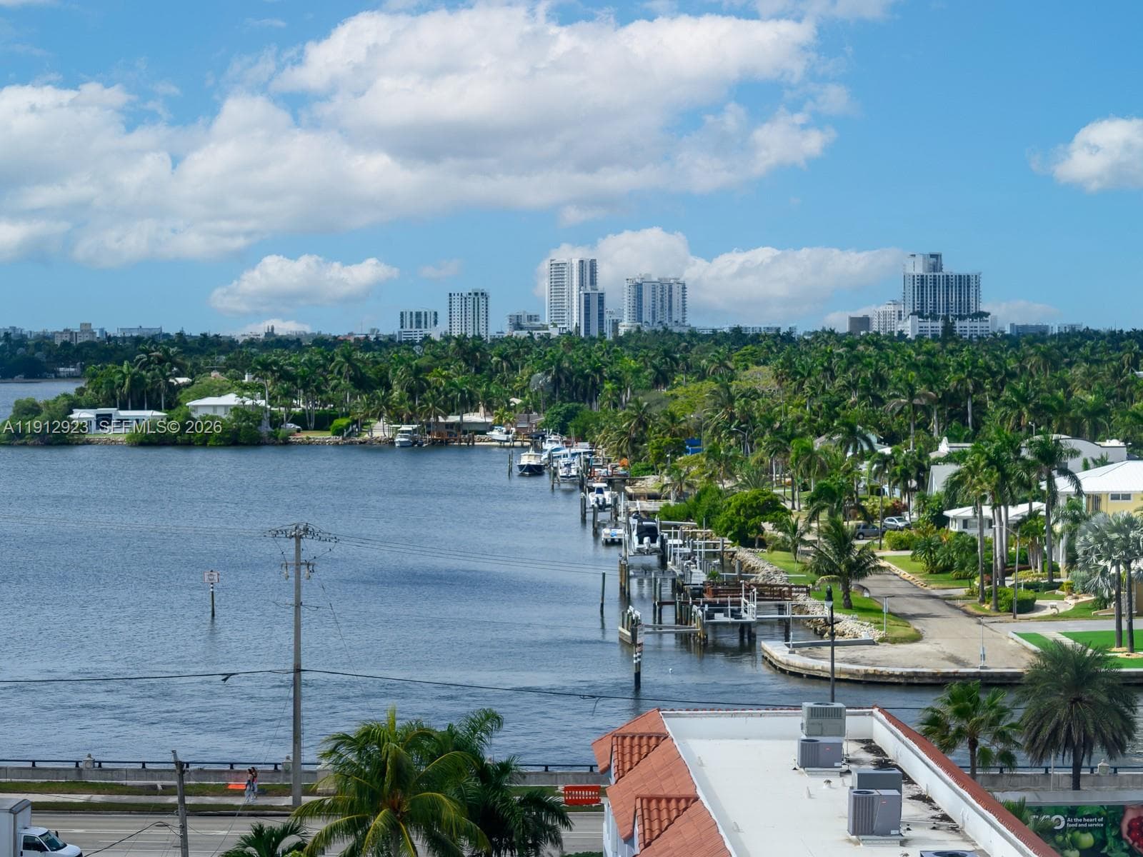 320 Surf Rd 801 photo 10