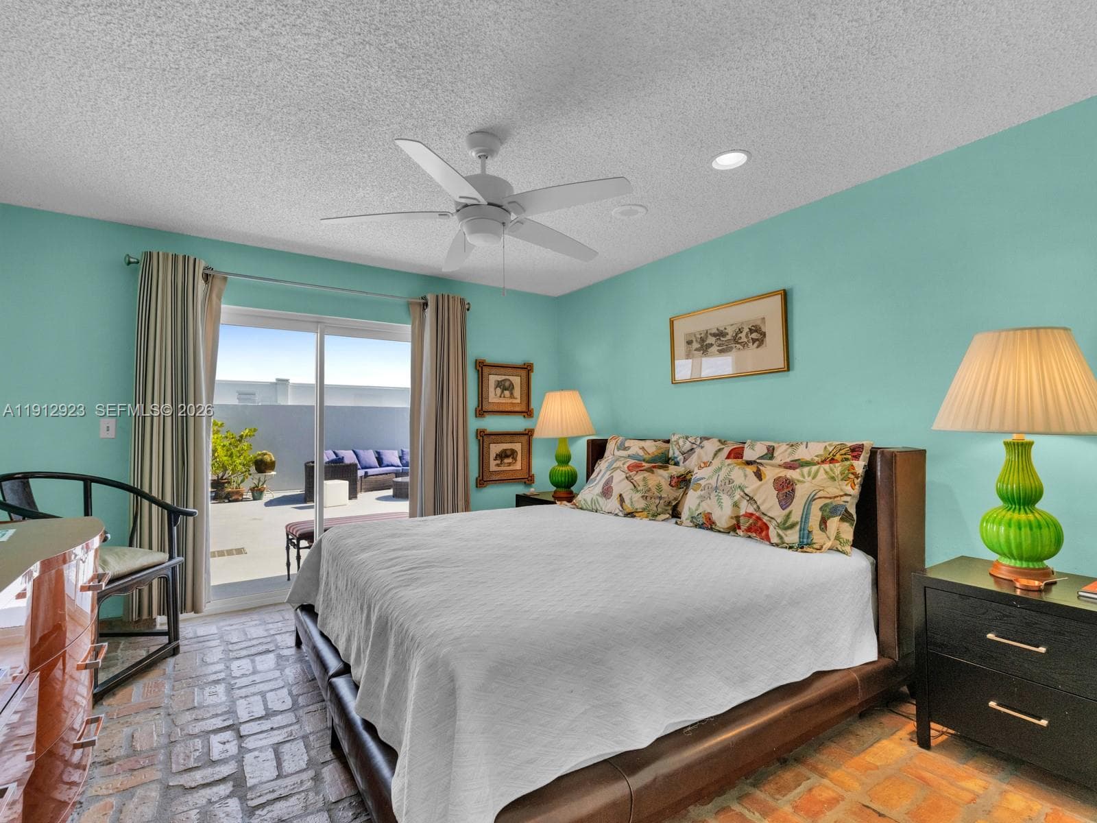 320 Surf Rd 801 photo 25
