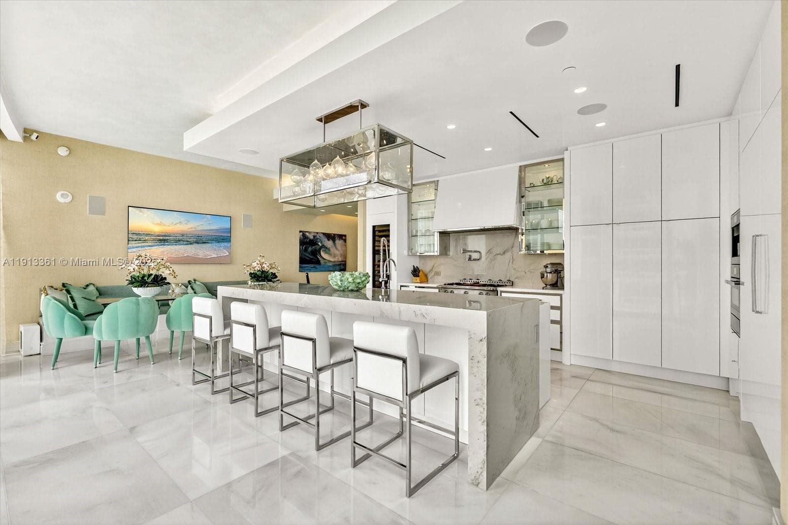 17901 Collins Ave 2004 photo 22