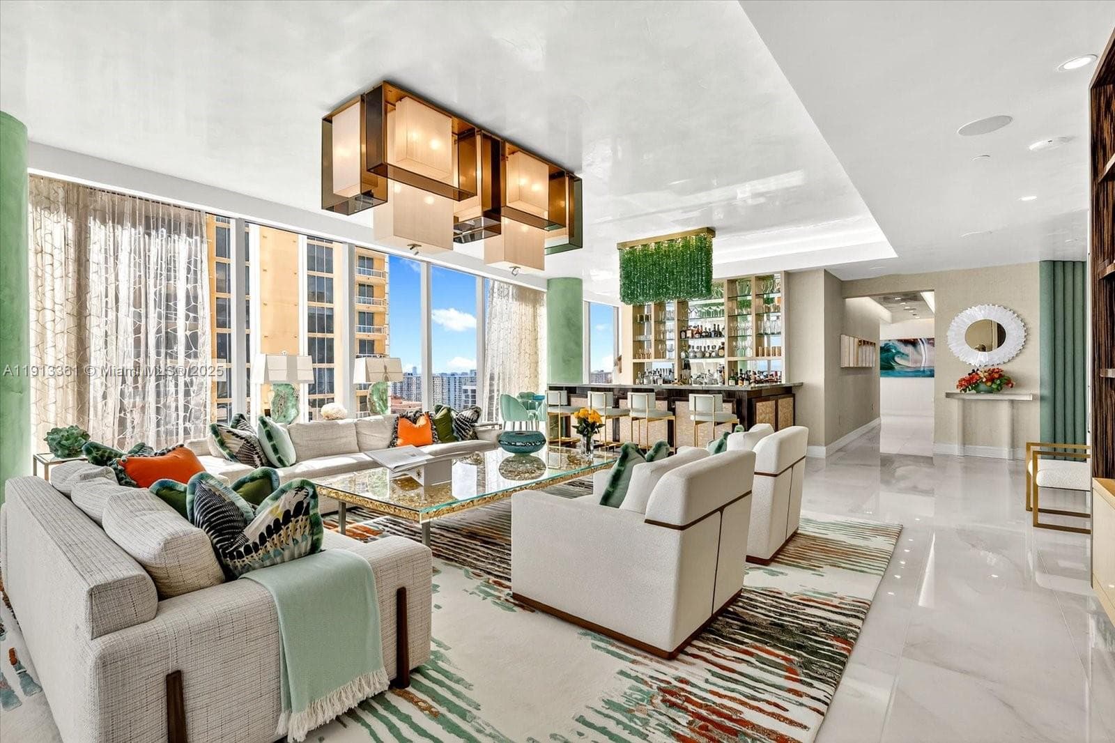 17901 Collins Ave 4