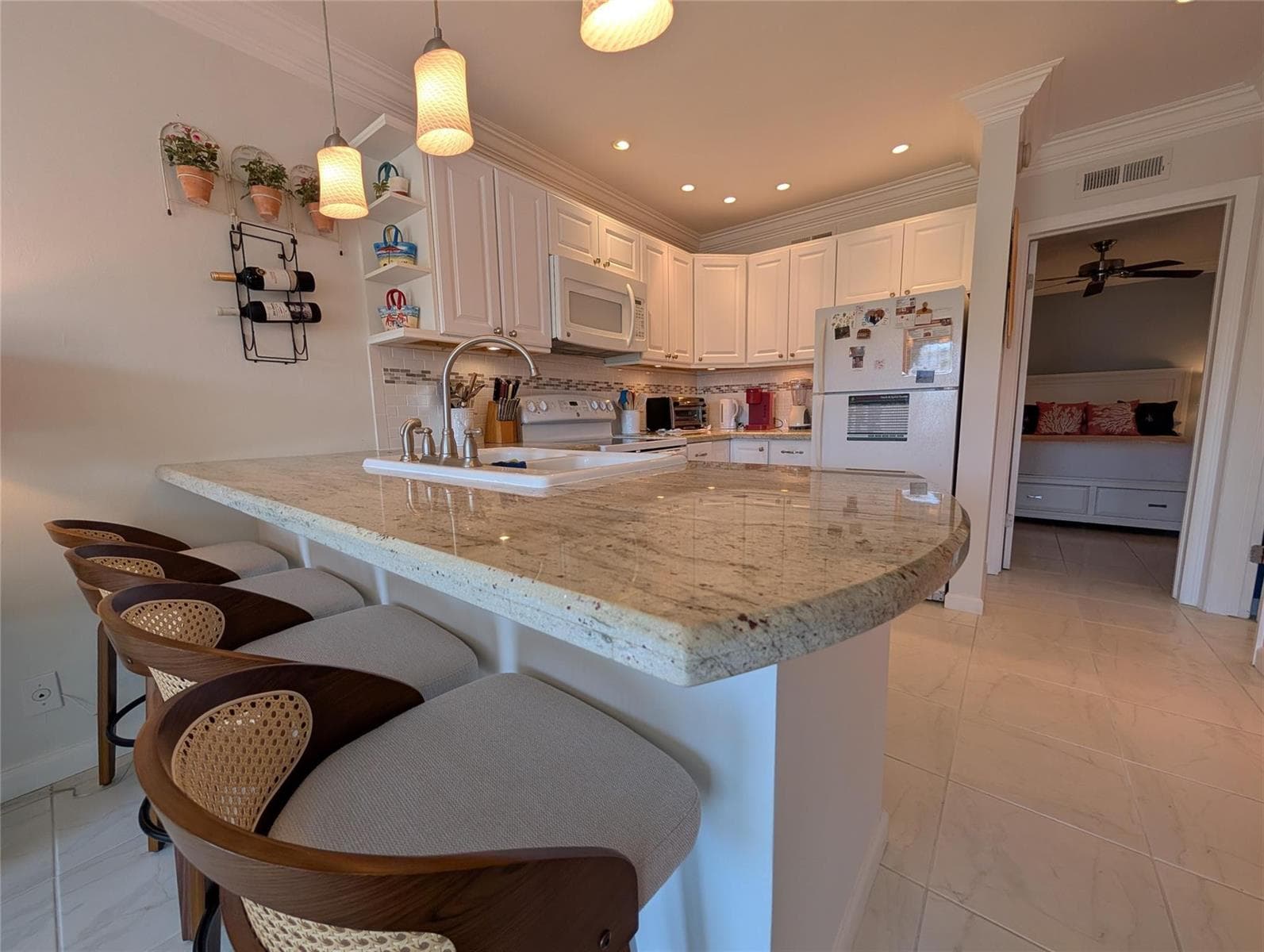 2808 NE 33rd Court #101 4