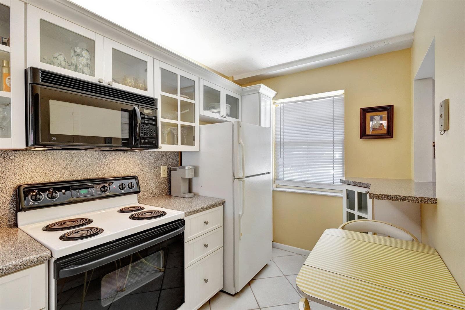 105 Paradise Harbour Boulevard #109 5