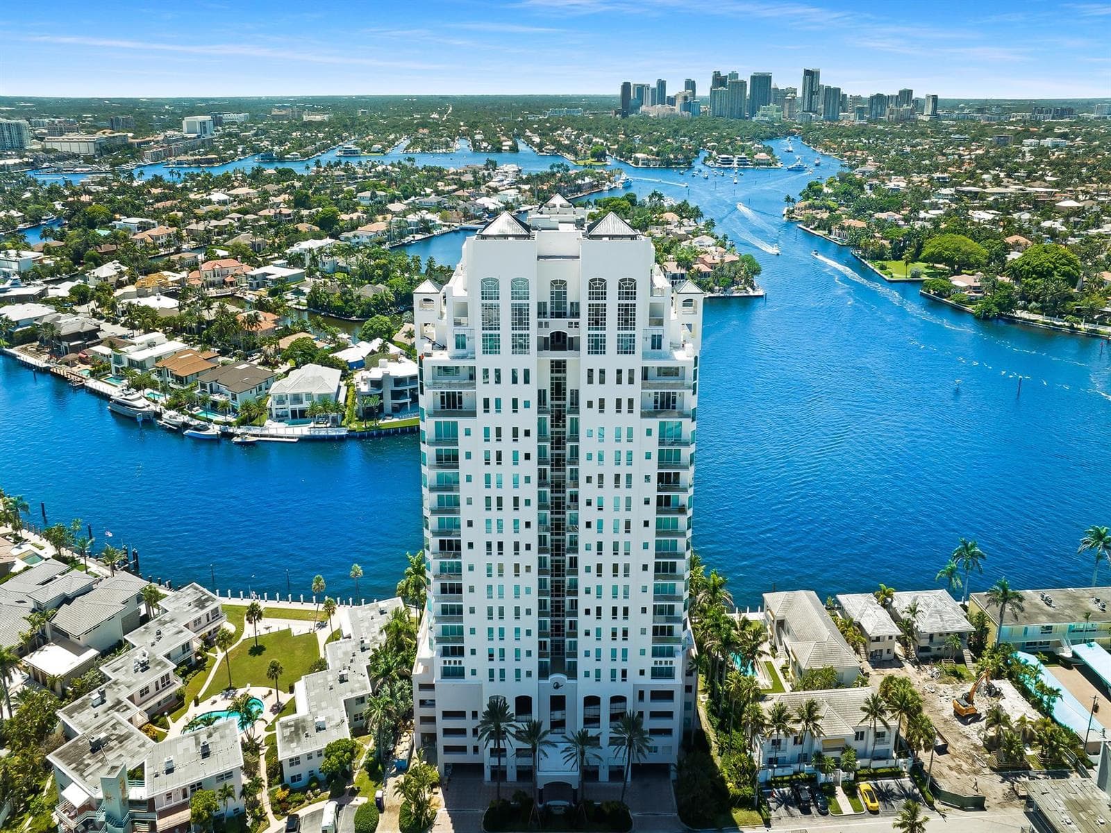 3055 Harbor Drive #1402 4