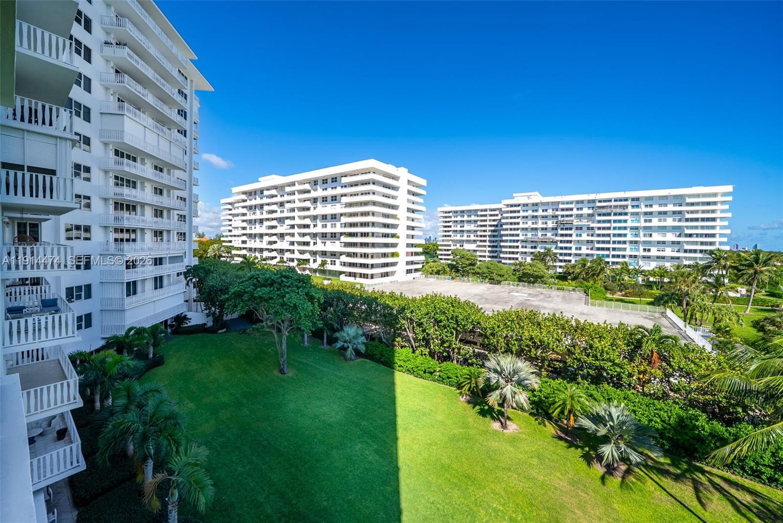 200 Ocean Lane Dr 501 photo 23