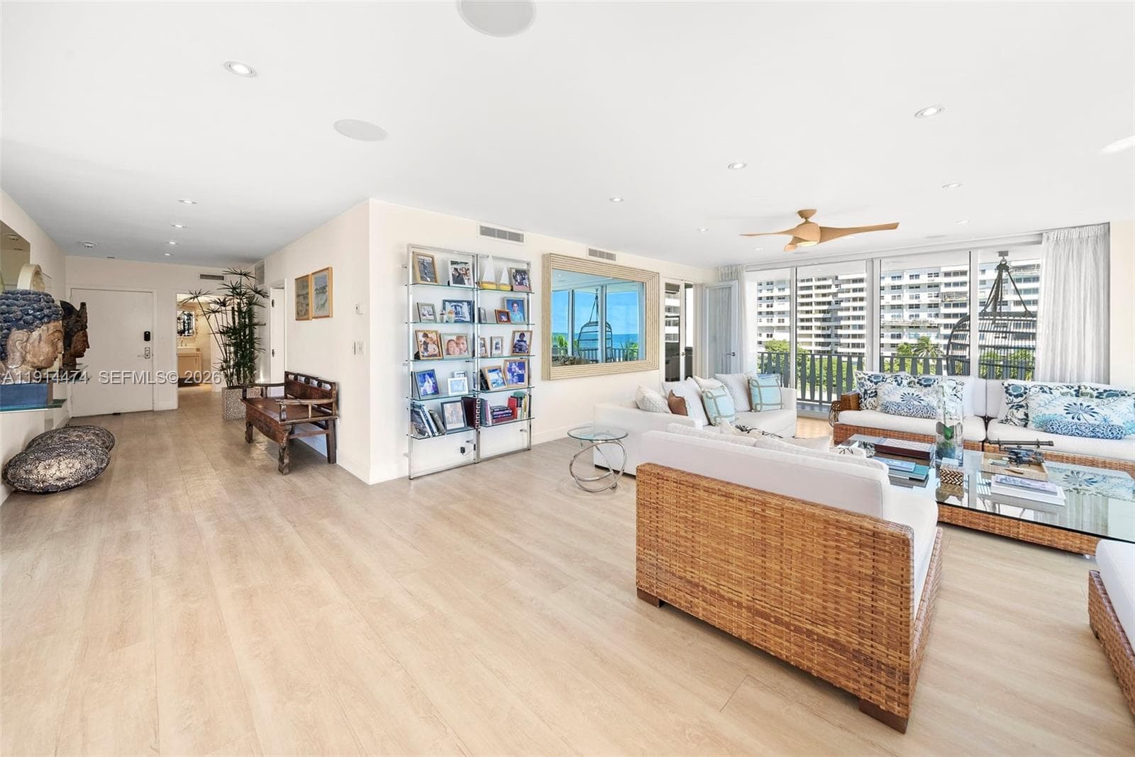 200 Ocean Lane Dr 501 photo 7