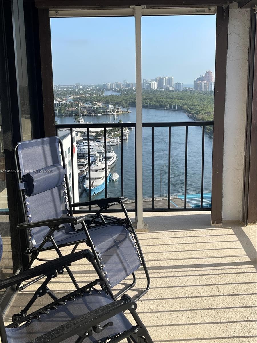 936 Intracoastal Dr 21A photo 17