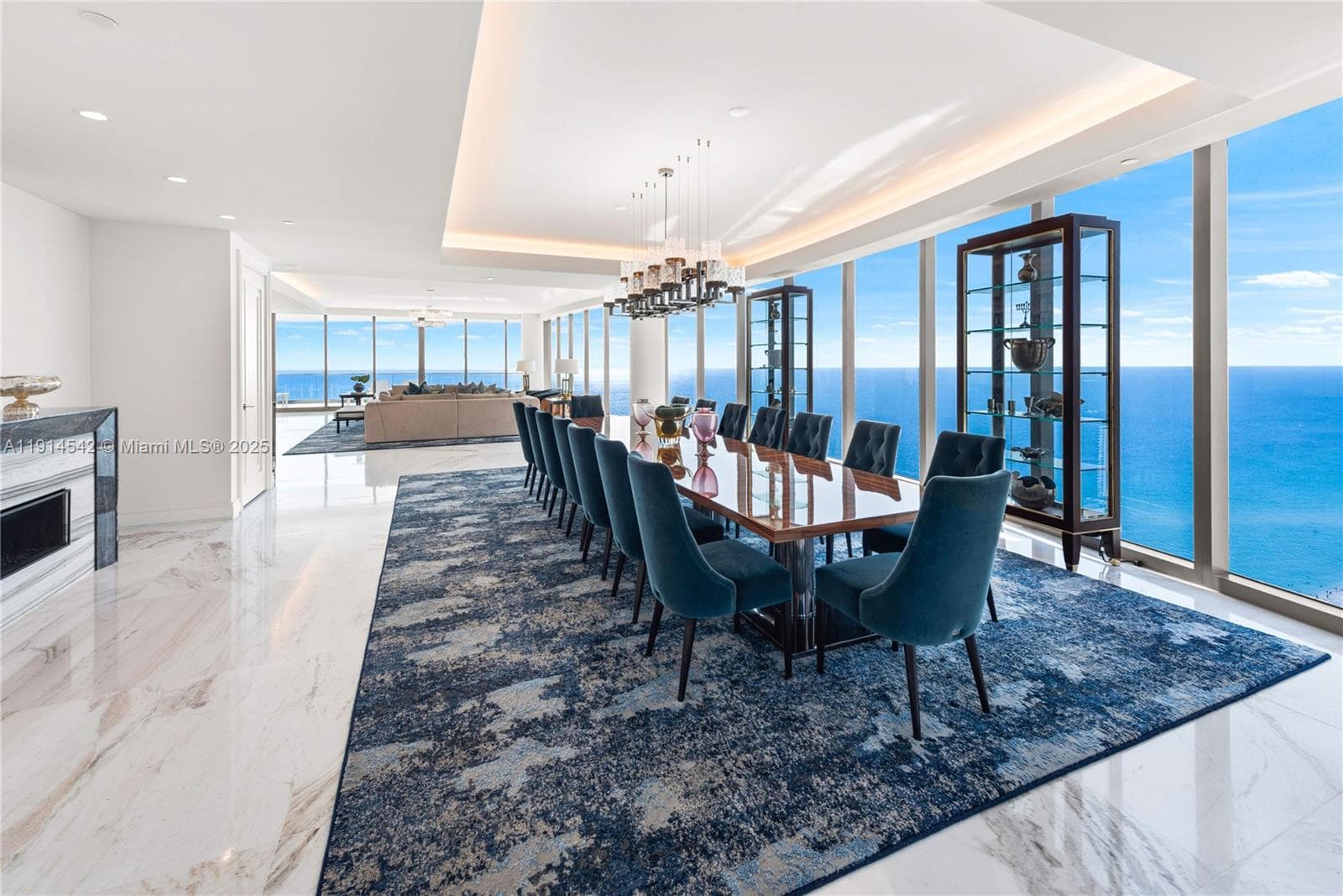 17901 Collins Ave 3