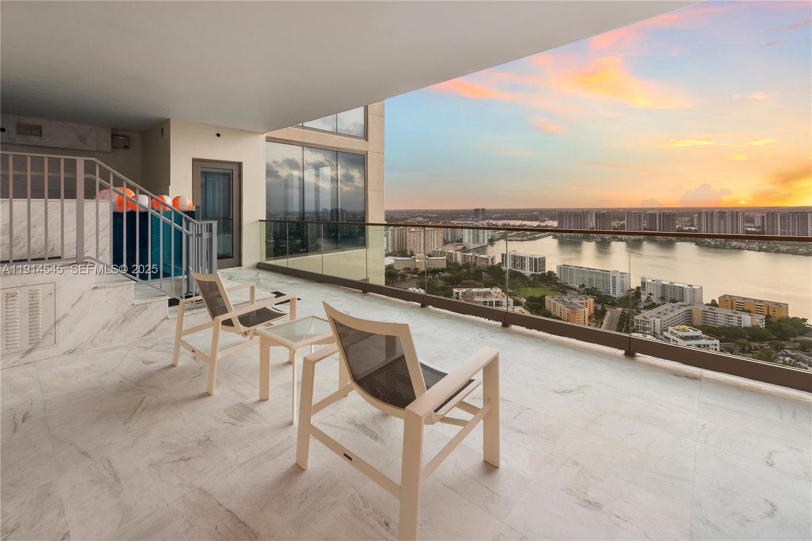 17901 Collins Ave 1