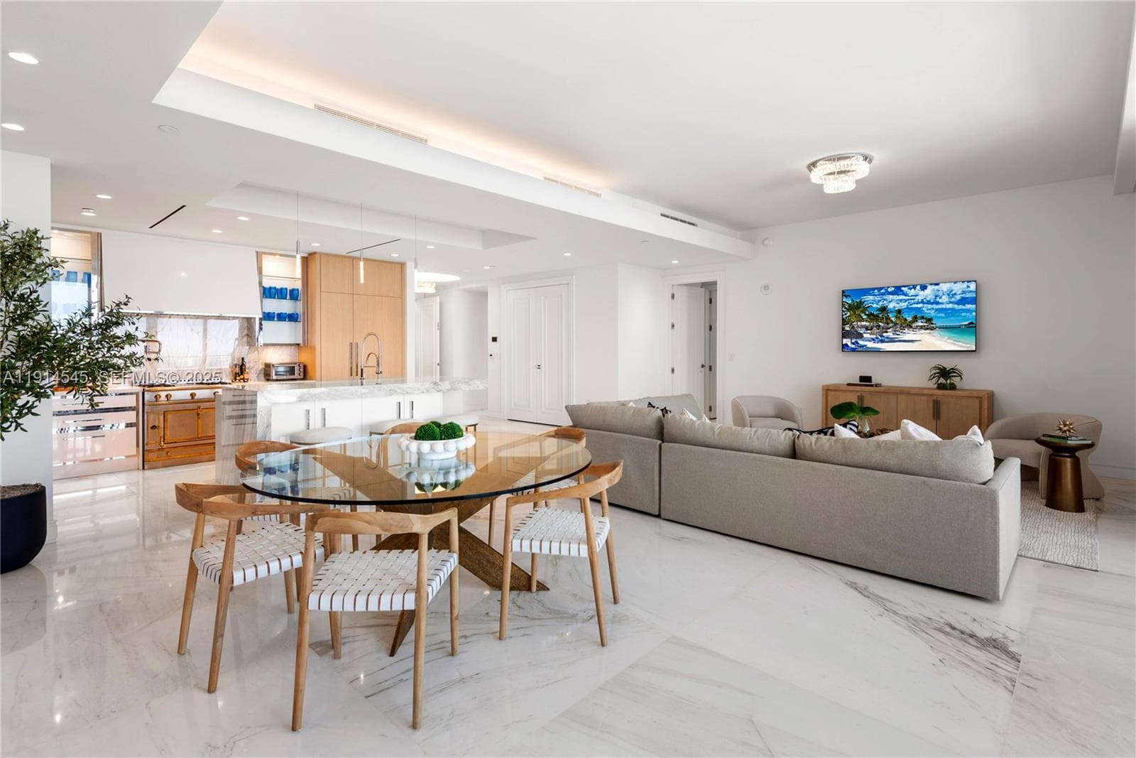 17901 Collins Ave 5