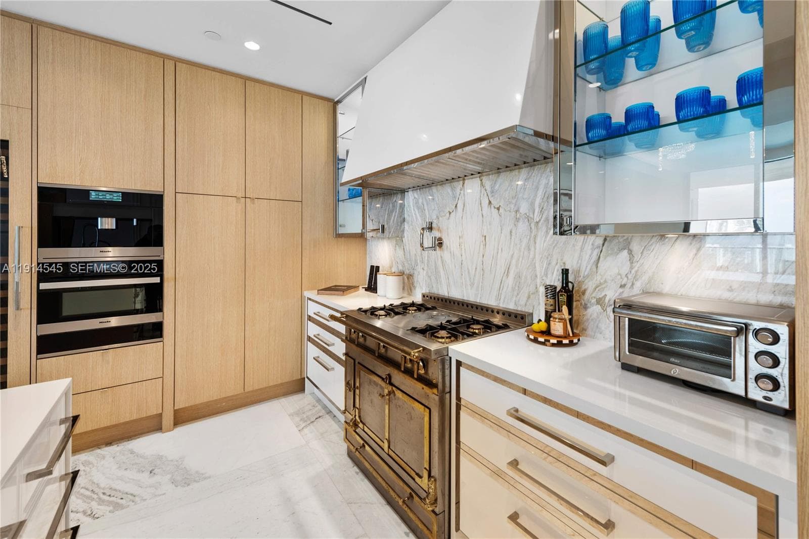 17901 Collins Ave 3406 photo 8